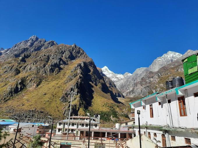 The Splendid Crest Resort Badrinath Eksteriør billede